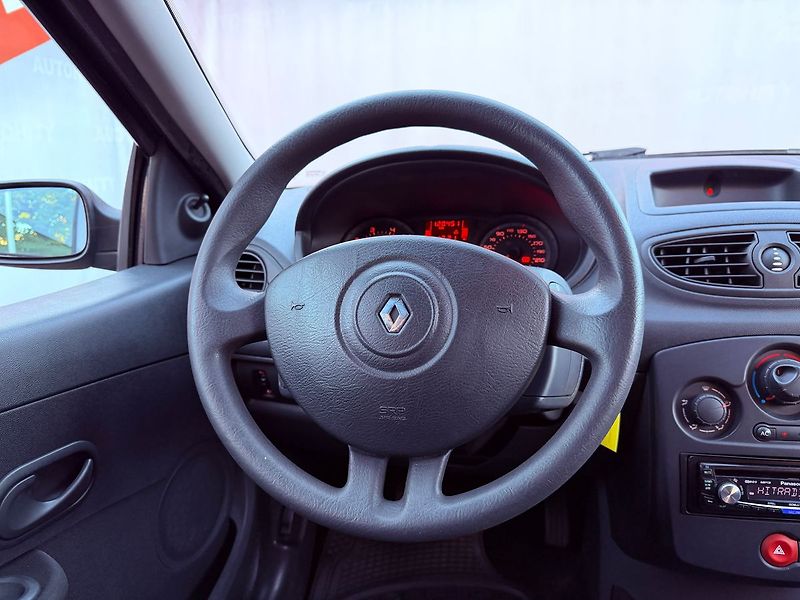 Renault Clio 1.2, ČR - fotka 16 z 21
