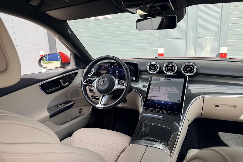 Mercedes-Benz Třídy C (2024) C 300 de 4Matic EQ - fotka 22 z 100