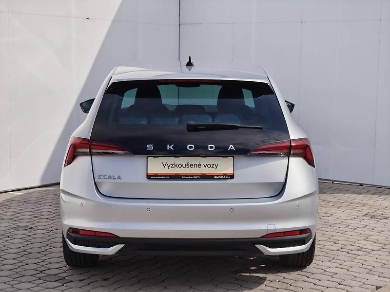 Škoda Scala Top Selection 6MP 1,0TSI - fotka 21 z 22