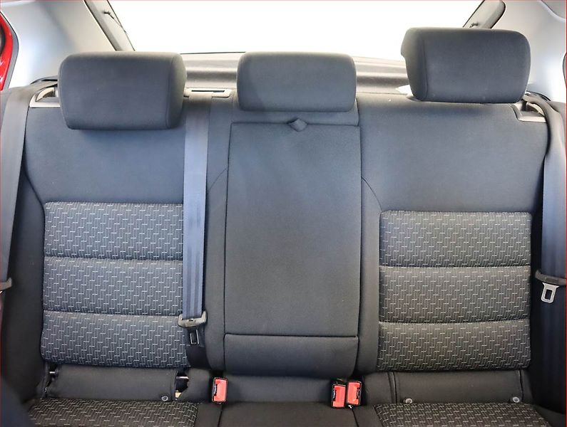 Škoda Octavia (2012) 1.6, Serv.kniha, Tempomat - fotka 10 z 16