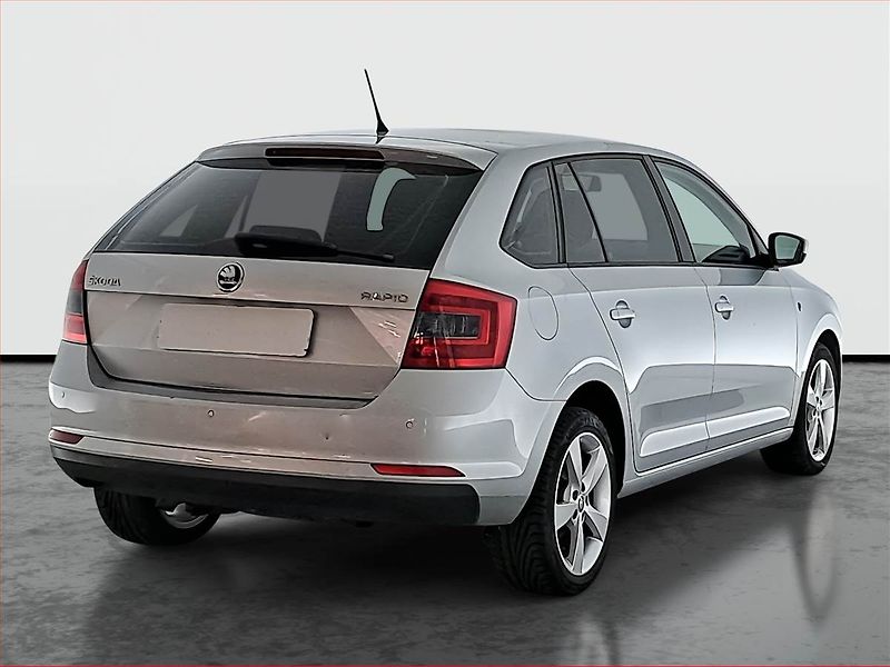 Škoda Rapid (2014) Spaceback 1.6 TDI, Tempomat - fotka 5 z 16