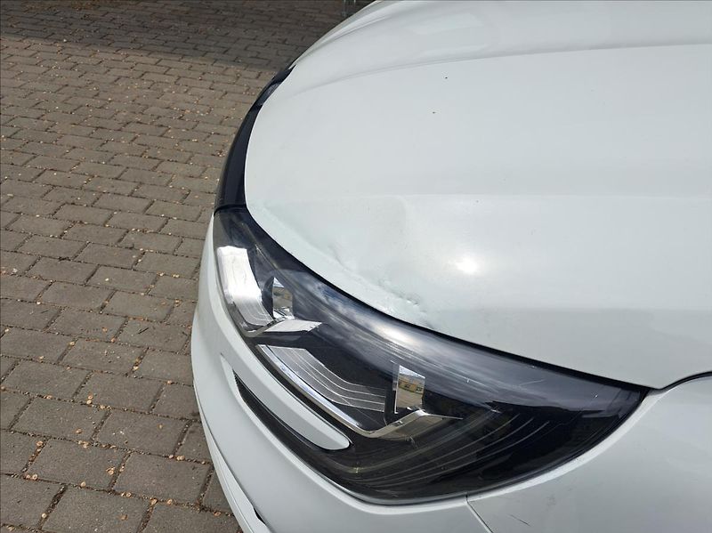 Renault Mégane 1,6 i LPG - fotka 11 z 37