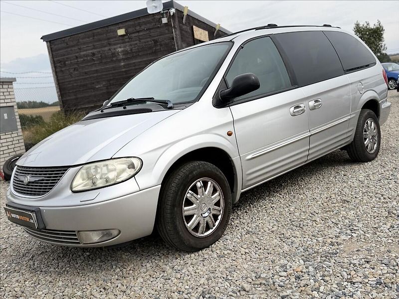 Chrysler Grand Voyager 3,3 V6 128kW A/T 7MÍST - fotka 1 z 26