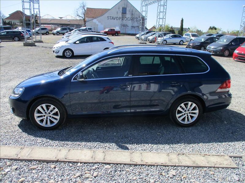 Volkswagen Golf 1,4 TSI,digiklima,servis,tažné - fotka 4 z 36