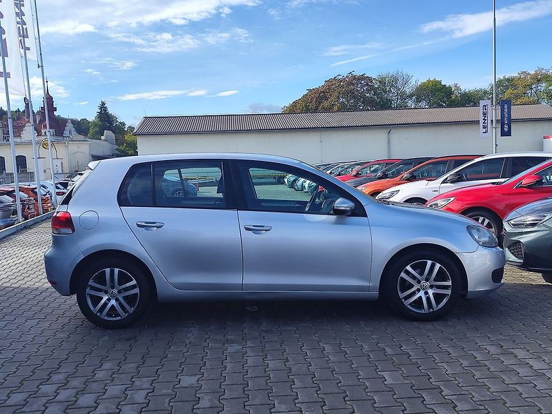 Volkswagen Golf 1.4 16V/59kW Trendline - fotka 4 z 21
