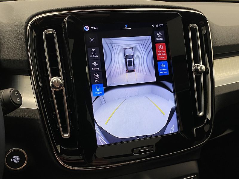 Volvo XC40 (2026) B3 AUT DARK ULTRA  - fotka 58 z 61