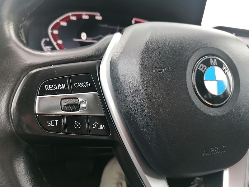 BMW Řada 3 (2021) 2.0 318D A/T Kůže - fotka 23 z 33
