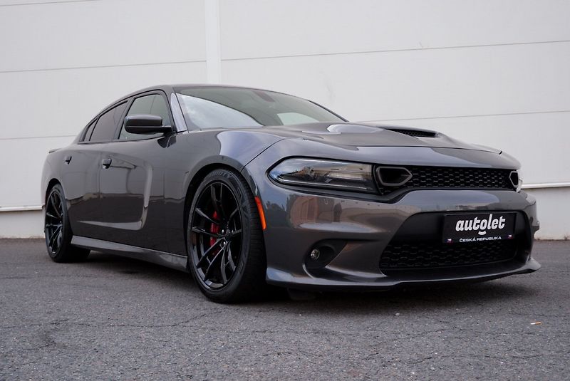 Dodge Charger 6.4 HEMI DAYTONA EDITION - fotka 2 z 35