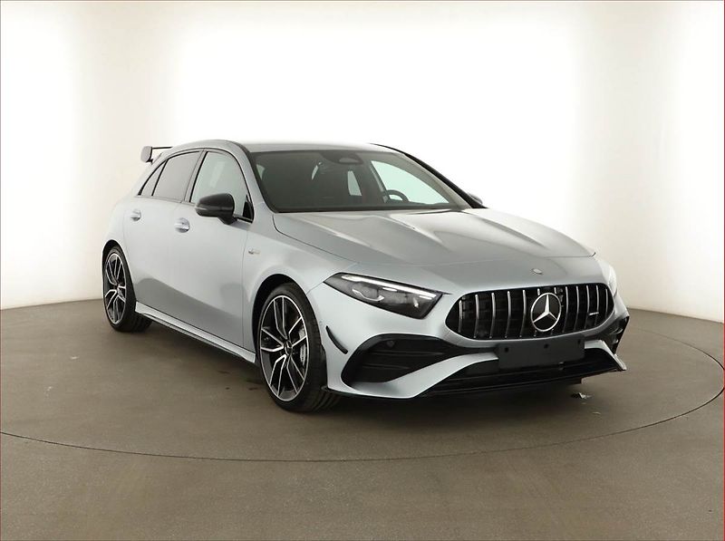 Mercedes-Benz Třídy A (2026) A 35 AMG 4MATIC - fotka 1 z 24
