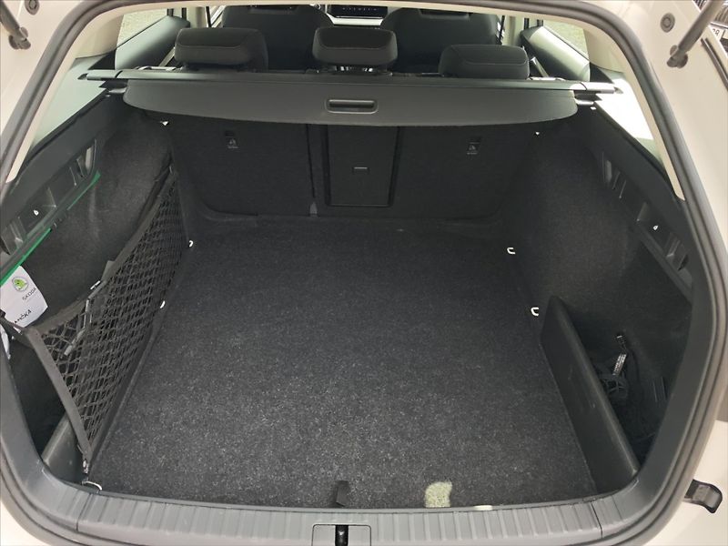 Škoda Octavia 1,5 TSI Style - fotka 11 z 11