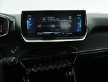 Peugeot 208 (2021) GT Pack 50 kWh, SoH 90% - náhled 12