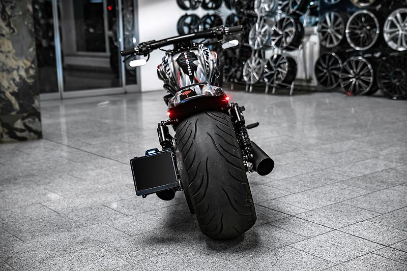 Harley-Davidson VRSCF V-Rod Muscle CUSTOM ÚPRAVA - fotka 8 z 21