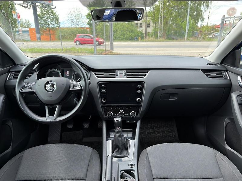 Škoda Octavia 1.4 TSI 110 kW ČR, serviska - fotka 8 z 17
