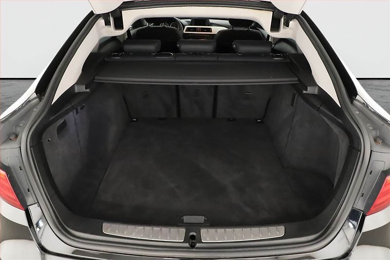 BMW Řada 3 (2013) 320i GT, Automat, Tempomat - fotka 9 z 13