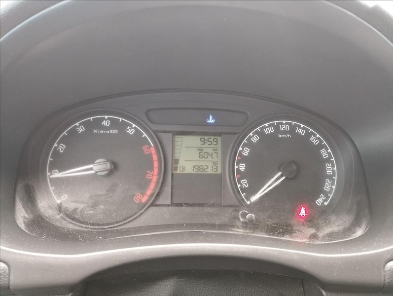 Škoda Fabia 1,2 - fotka 11 z 13