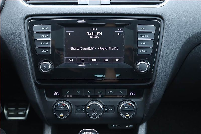 Škoda Octavia (2015) Scout 2.0 TDI, 4X4, Automat - fotka 12 z 20