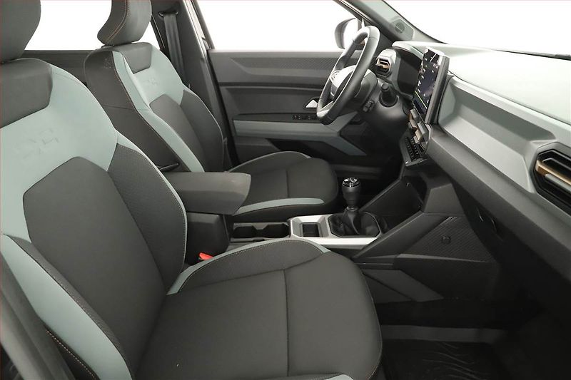 Dacia Bigster (2025) 1.2 MHEV, Extreme, Navigace - fotka 7 z 19