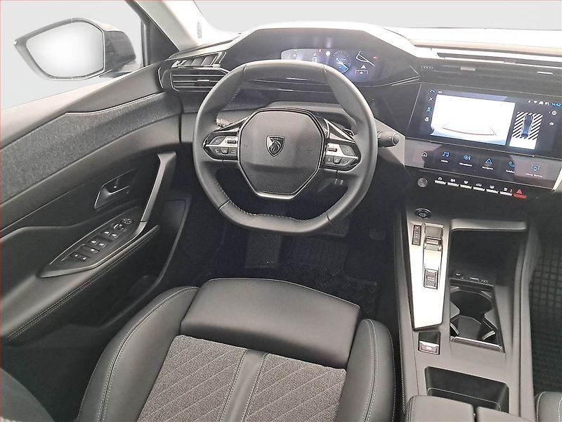 Peugeot 408 (2024) 1.2 PureTech - fotka 7 z 21
