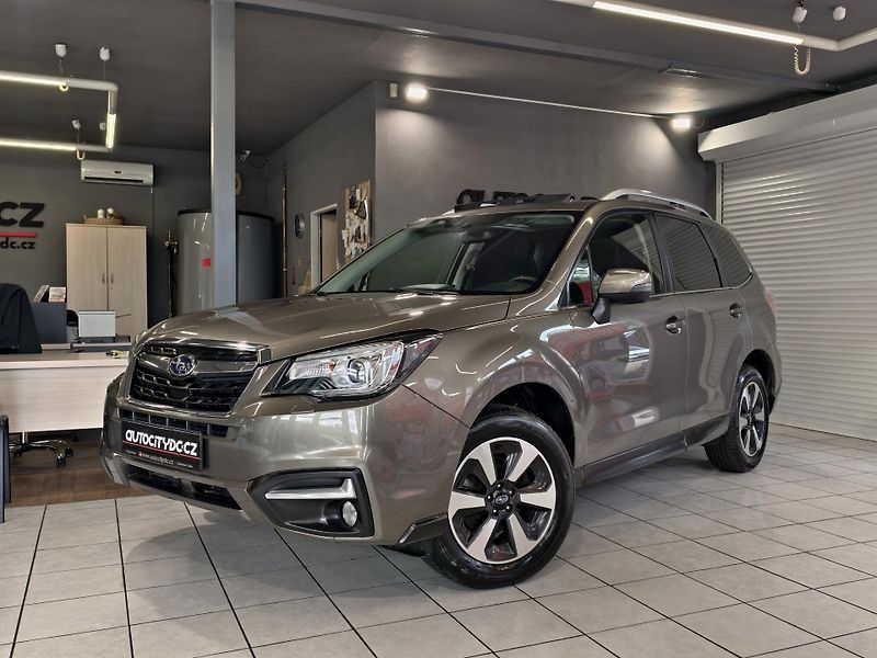 Subaru Forester 2.0 i 110kW 4x4, PANORAMA, LED - fotka 3 z 22