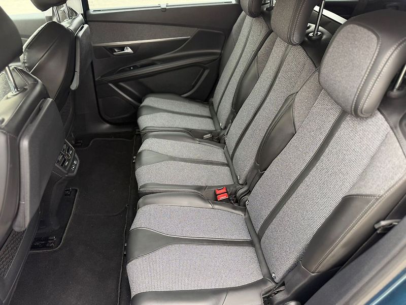 Peugeot 5008 - fotka 10 z 29