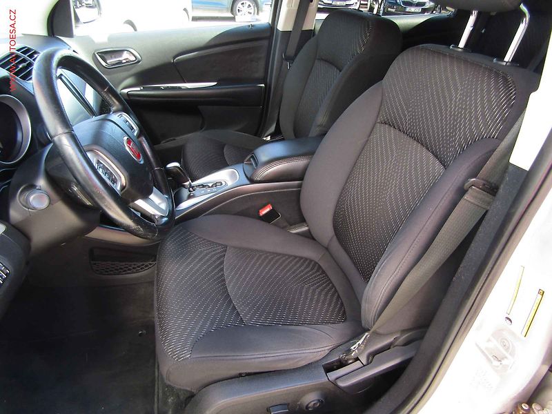 Fiat Freemont (2012) 2.0 JTD 4x4, 7míst, AC, TZ - fotka 9 z 22