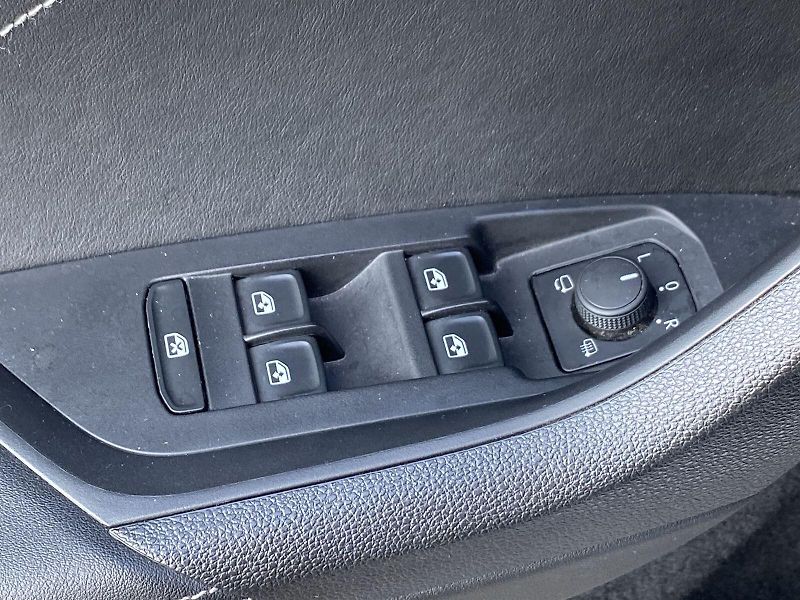 Škoda Kodiaq (2022) 2.0 TSI 4x4 DSG Style + - fotka 22 z 39
