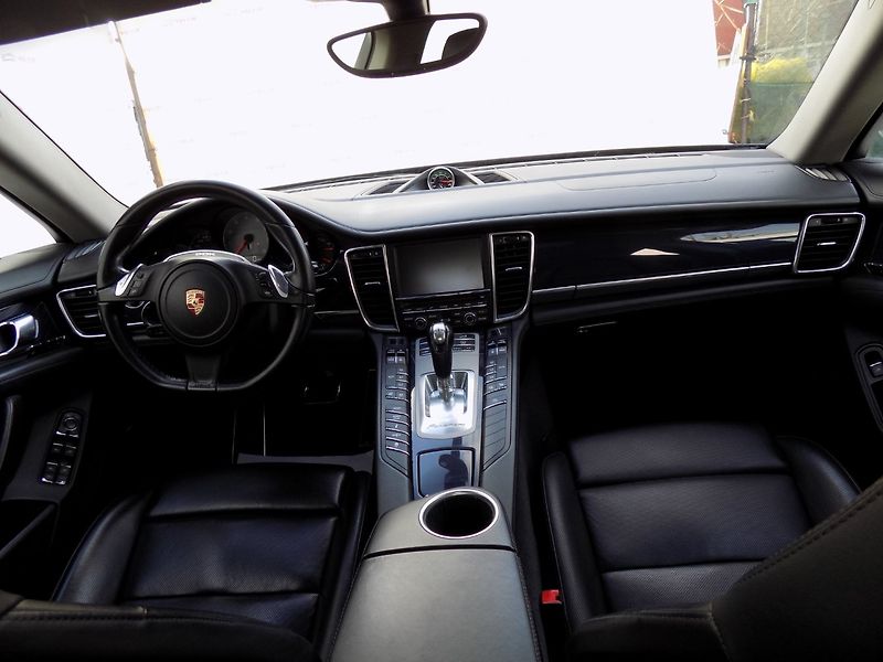 Porsche Panamera (2013) 4S/Facelift/4x4/NAVI/ - fotka 22 z 43