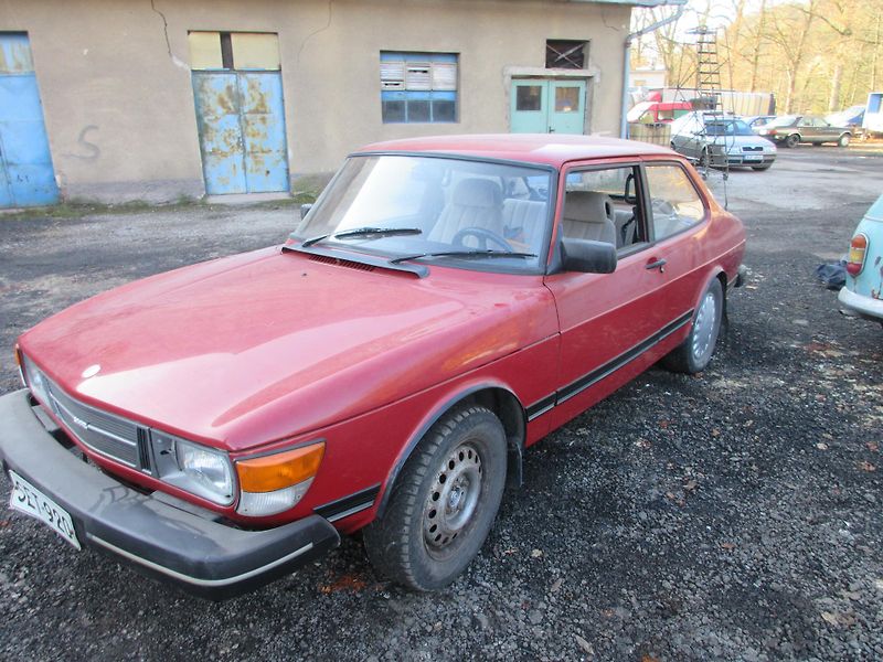 Saab 90 (1985)  2.0  - fotka 2 z 16
