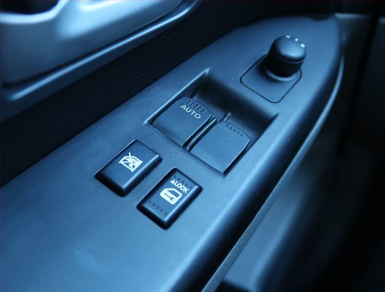 Suzuki SX4 (2014) 1.6 VVT, ČR,1.maj, Serv.kniha - fotka 14 z 15