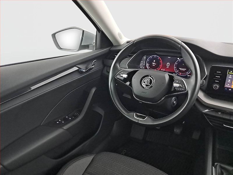 Škoda Octavia (2023) Ambition 2.0 TDI, ČR,1.maj - fotka 7 z 18