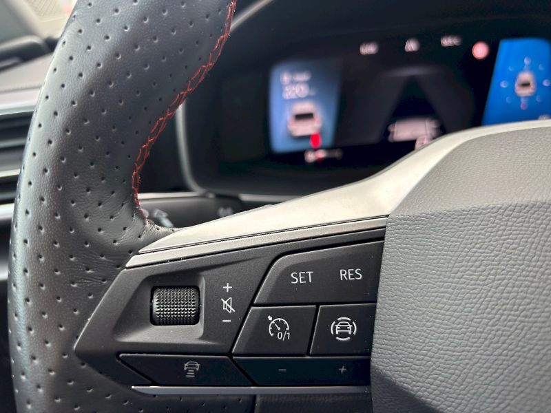 Seat Leon (2024) FR 1.5 TSI 96kW SP - fotka 11 z 35