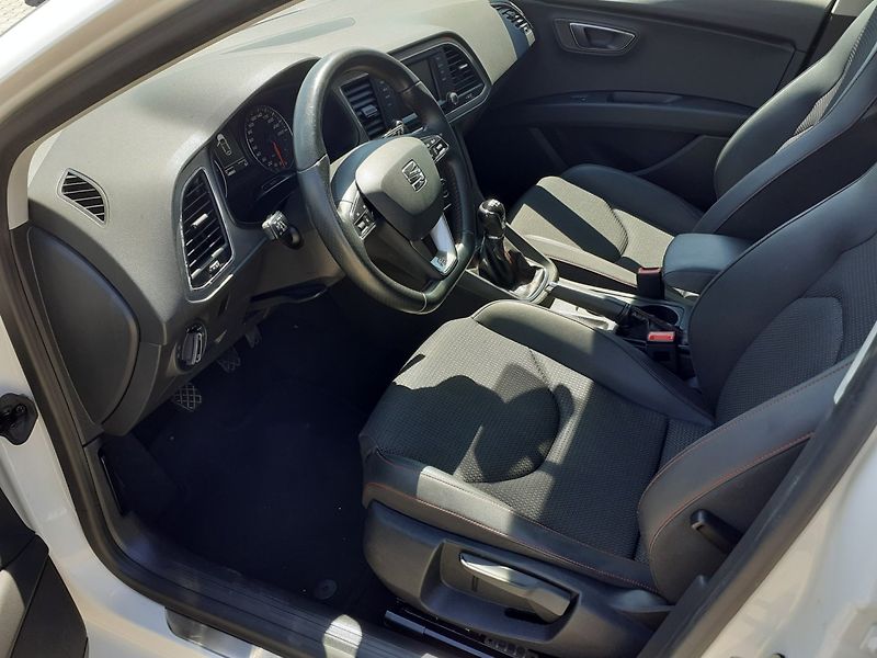 Seat Leon (2014) KOMBI 1.4 TSI FR - fotka 18 z 37