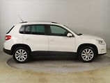 Volkswagen Tiguan (2010) 2.0 TDI, 4X4, ČR,1.maj - náhled 6