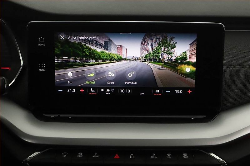 Škoda Octavia (2020) Style 2.0 TDI, ČR,1.maj - fotka 17 z 19