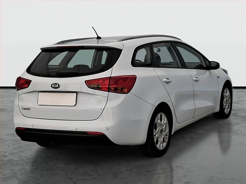 Kia Ceed (2017) 1.6 GDI, Serv.kniha, Tempomat - fotka 5 z 18