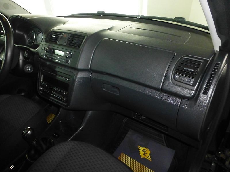 Škoda Fabia (2014) 1,2TSI**DIGIKLIMA**PARK S**ALU - fotka 18 z 24