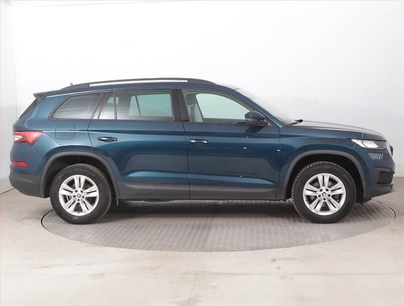 Škoda Kodiaq (2023) Ambition 1.5 TSI - fotka 6 z 17