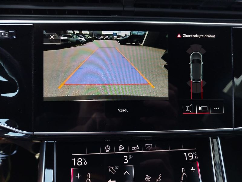 Audi Q8 50TDI Quattro S-Line, ČR, DPH - fotka 31 z 31