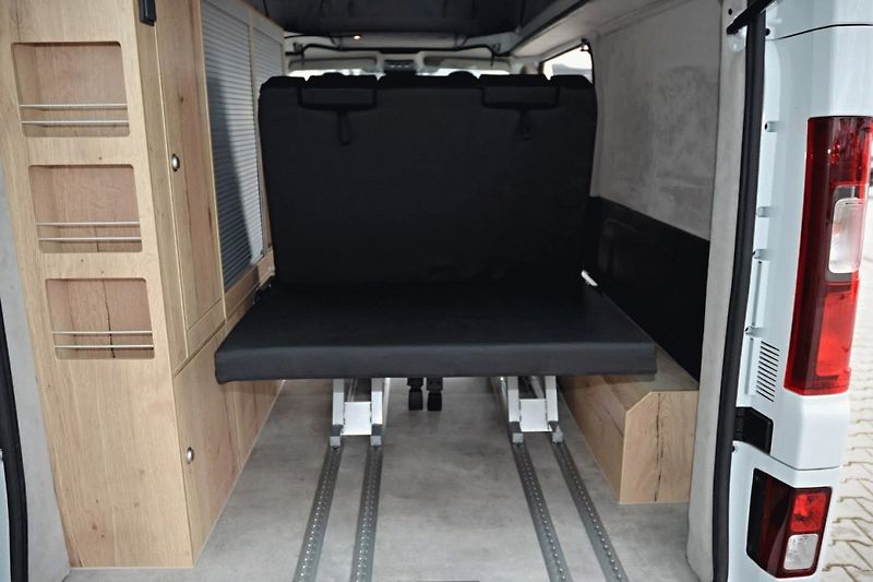 Renault Trafic (2025) Long Weekend by KRS - fotka 22 z 29