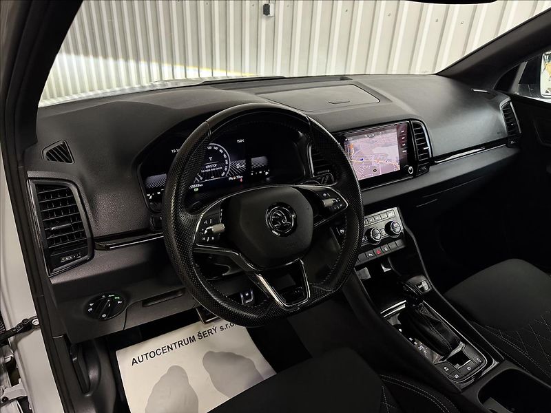Škoda Karoq 2.0TDI DSG ACC SPORTLINE - fotka 15 z 37