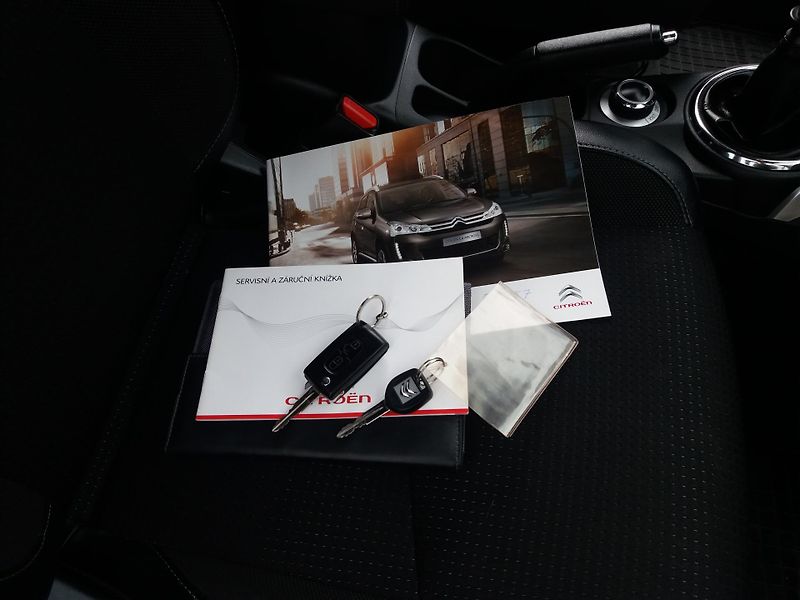 Citroën C4 Aircross 1.6HDi,4X4,1.MAJITEL-ČR - fotka 20 z 24