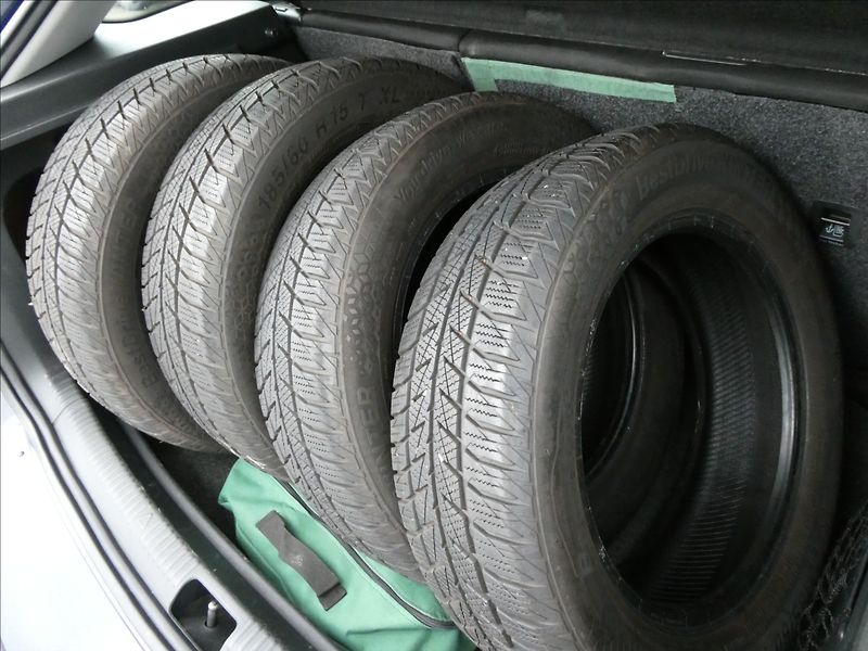 Škoda Rapid 1,6 TDi 66kW 2x kola,klima,ČR - fotka 16 z 37