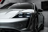 Porsche Taycan PDCC, ventilace, pano - náhled 8