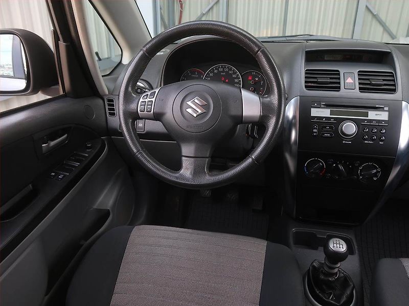 Suzuki SX4 (2009) 1.9 DDiS, 4X4, Serv.kniha - fotka 7 z 14