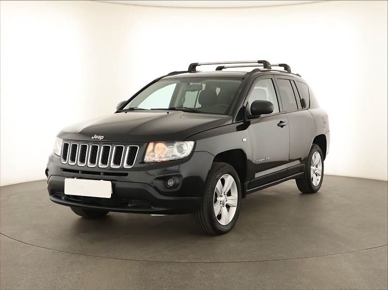 Jeep Compass (2011) 2.2 CRD, 4X4, Tempomat - fotka 2 z 14