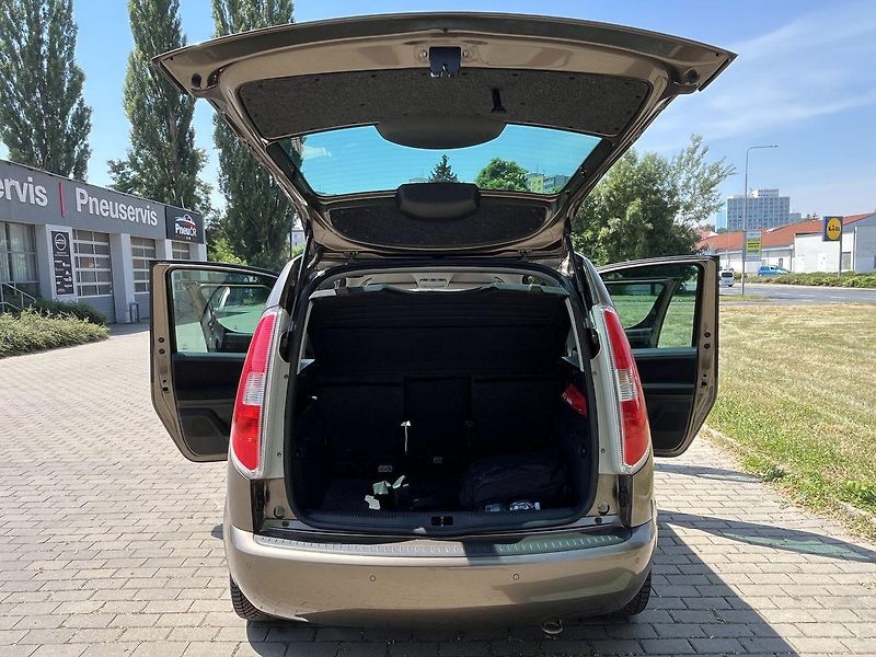 Škoda Roomster (2013) Fresh Ambition - fotka 69 z 91