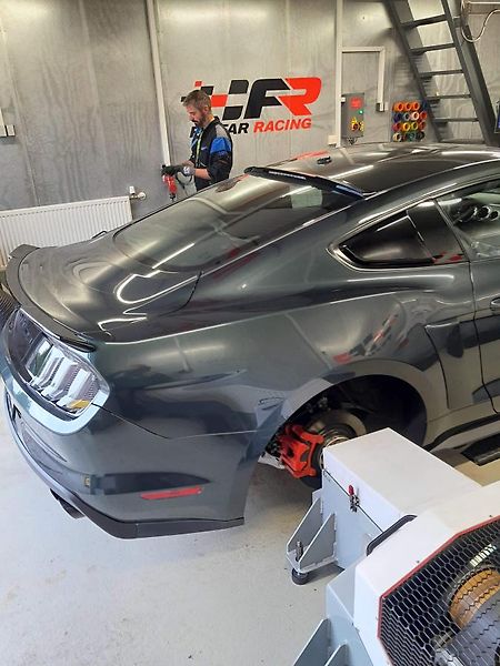 Ford Mustang (2015) 5,0Stage3 originál ROUSH 791PS - fotka 23 z 54