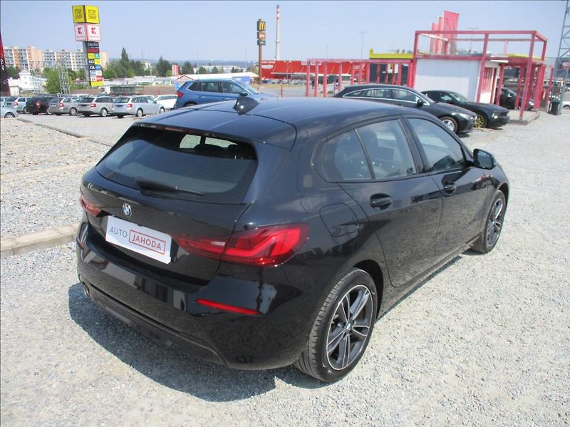 BMW Řada 1 1,5 118i,automat,servis,DPH,CZ - fotka 8 z 29