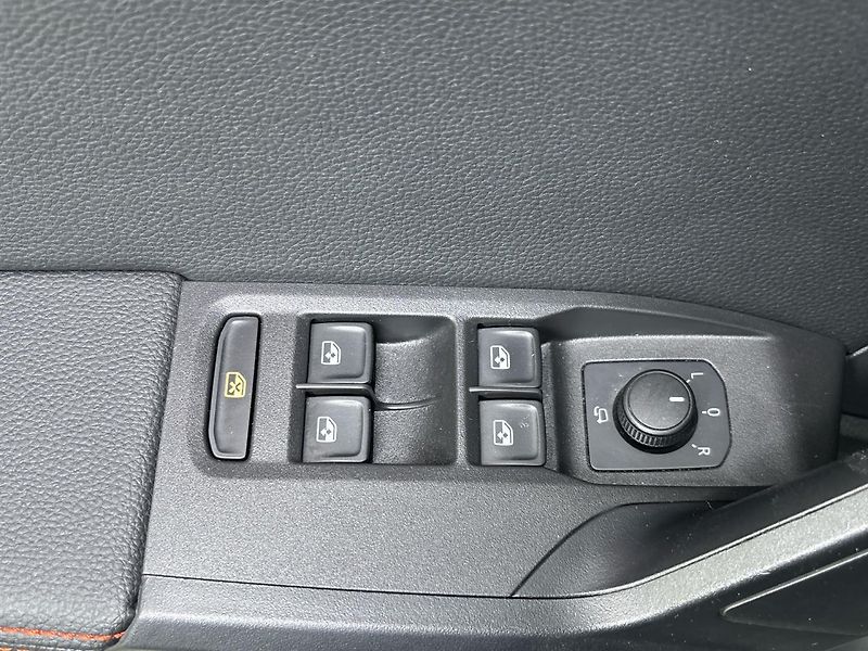 Seat Arona FR - fotka 21 z 27