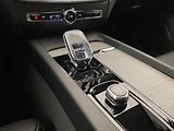 Volvo V60 (2026) B4 AUT DARK PLUS - náhled 33